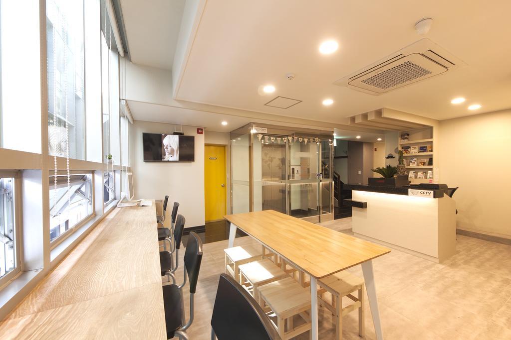 Oyo Hostel Myeongdong 1 Seul Zewnętrze zdjęcie