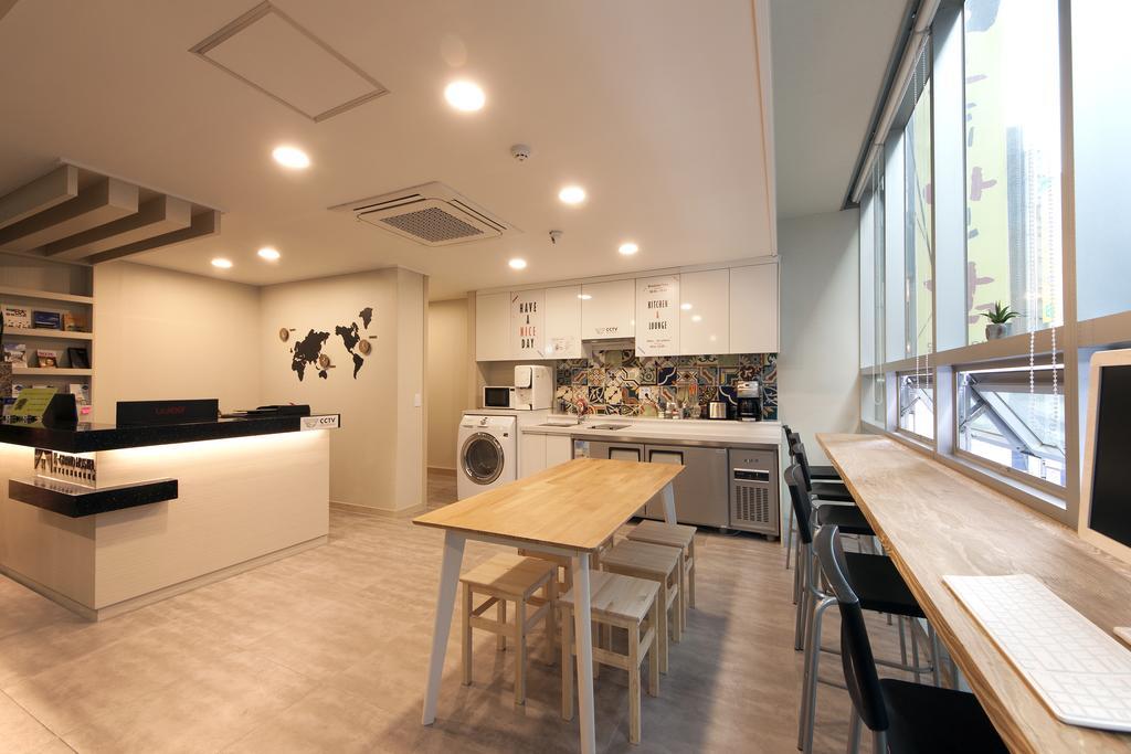 Oyo Hostel Myeongdong 1 Seul Zewnętrze zdjęcie