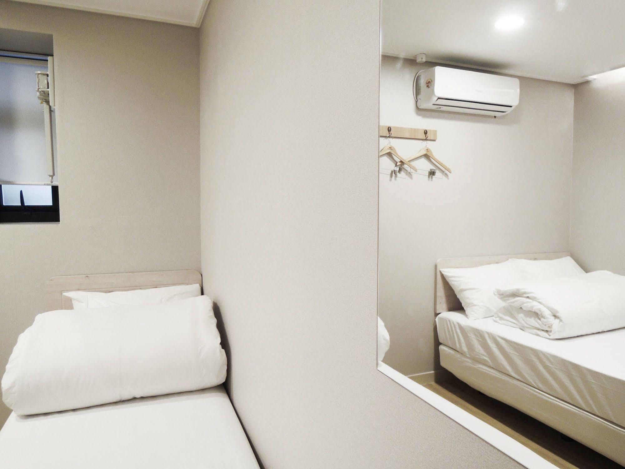 Oyo Hostel Myeongdong 1 Seul Zewnętrze zdjęcie