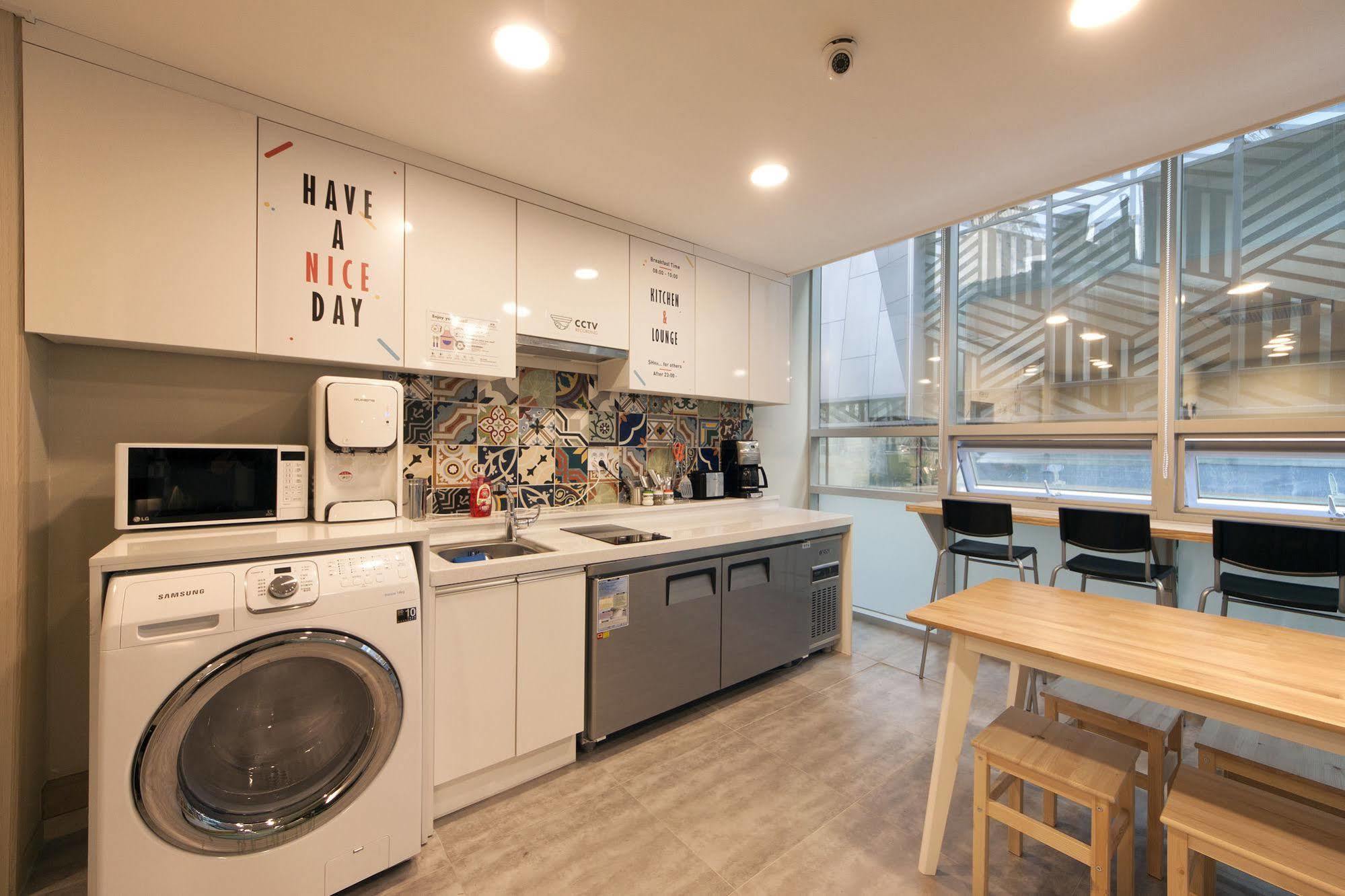 Oyo Hostel Myeongdong 1 Seul Zewnętrze zdjęcie