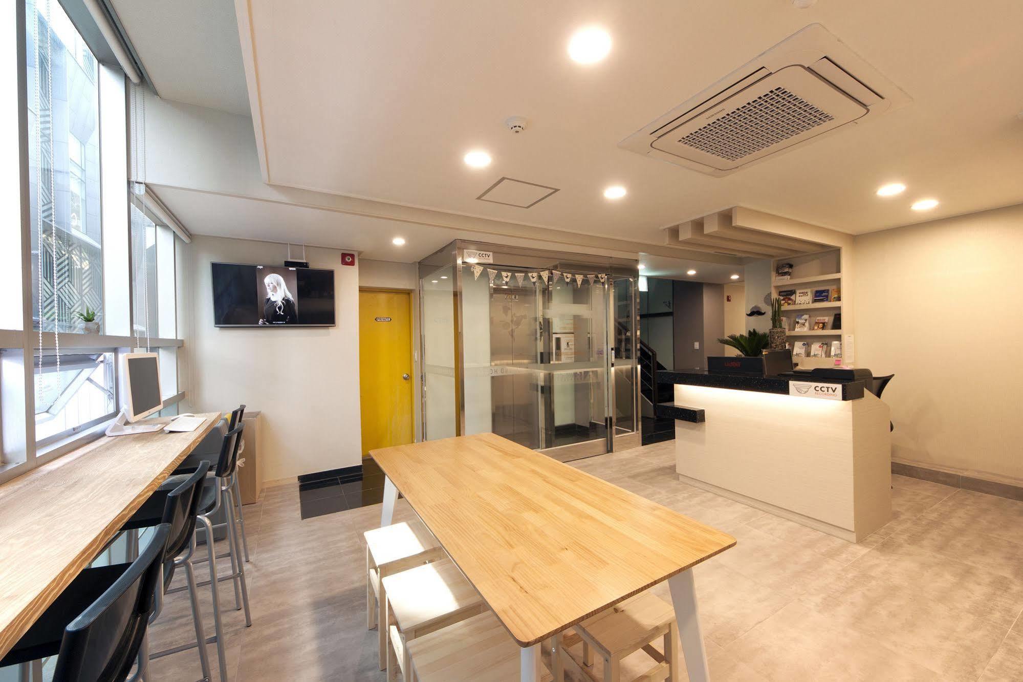 Oyo Hostel Myeongdong 1 Seul Zewnętrze zdjęcie